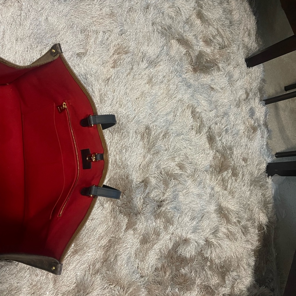 Barely Used. On-The-Go Lv (Large) Impulse Buy.. W… - image 3